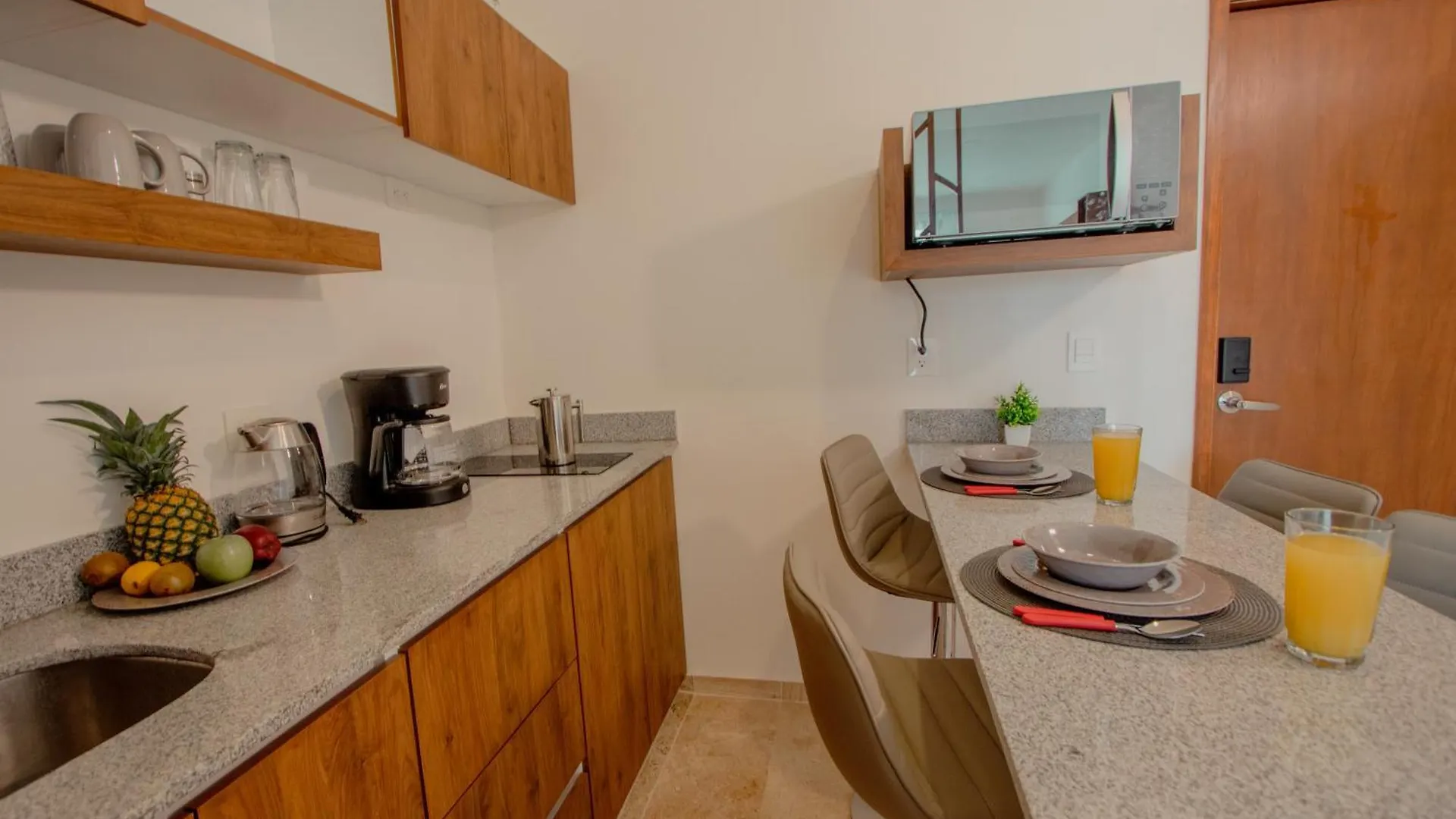 Itzamna Luxury Condos Whit Ocean Viewpool Playa del Carmen