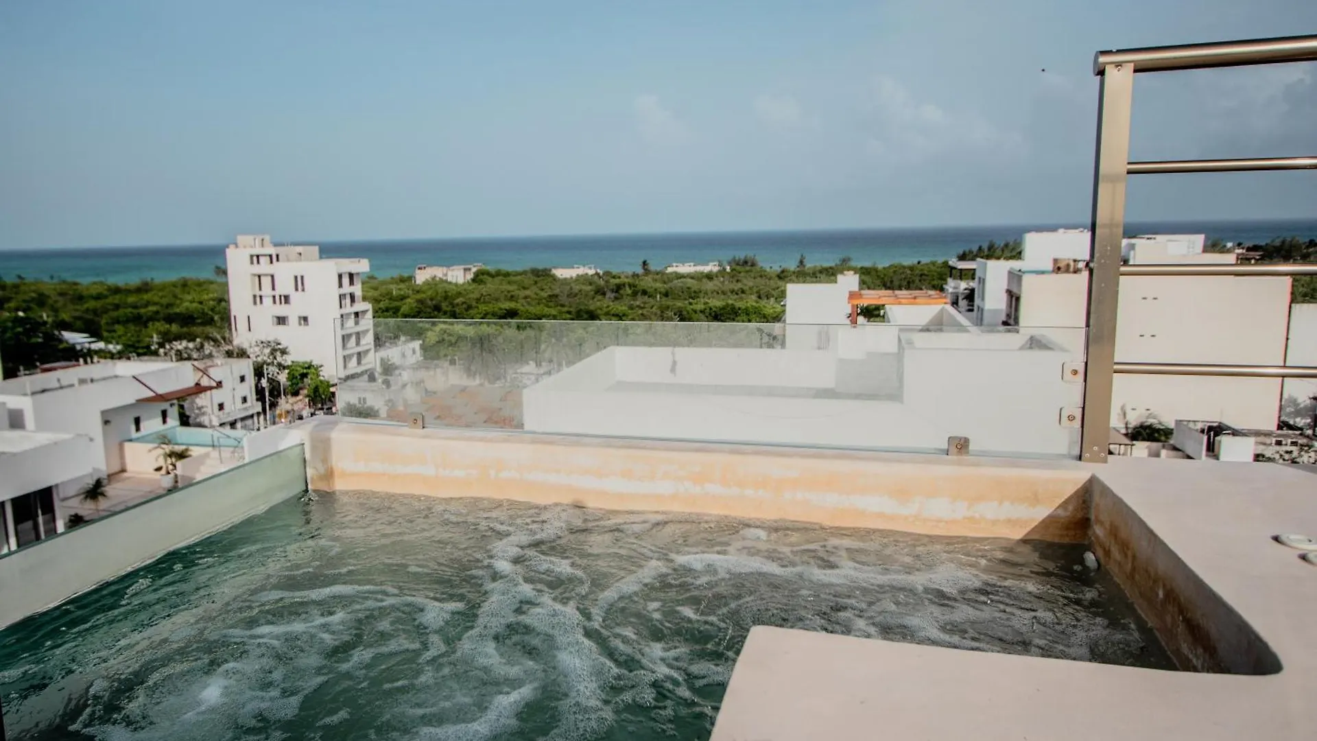 Itzamna Luxury Condos Whit Ocean Viewpool Playa del Carmen